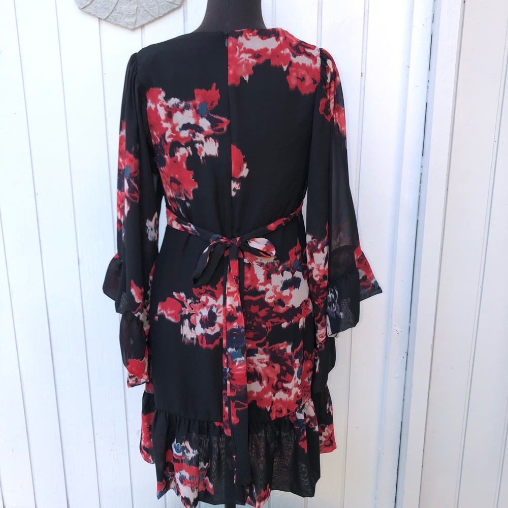 Betsey Johnson dress floral print surplice front size 2 black red bell sleeve - Picture 4 of 12